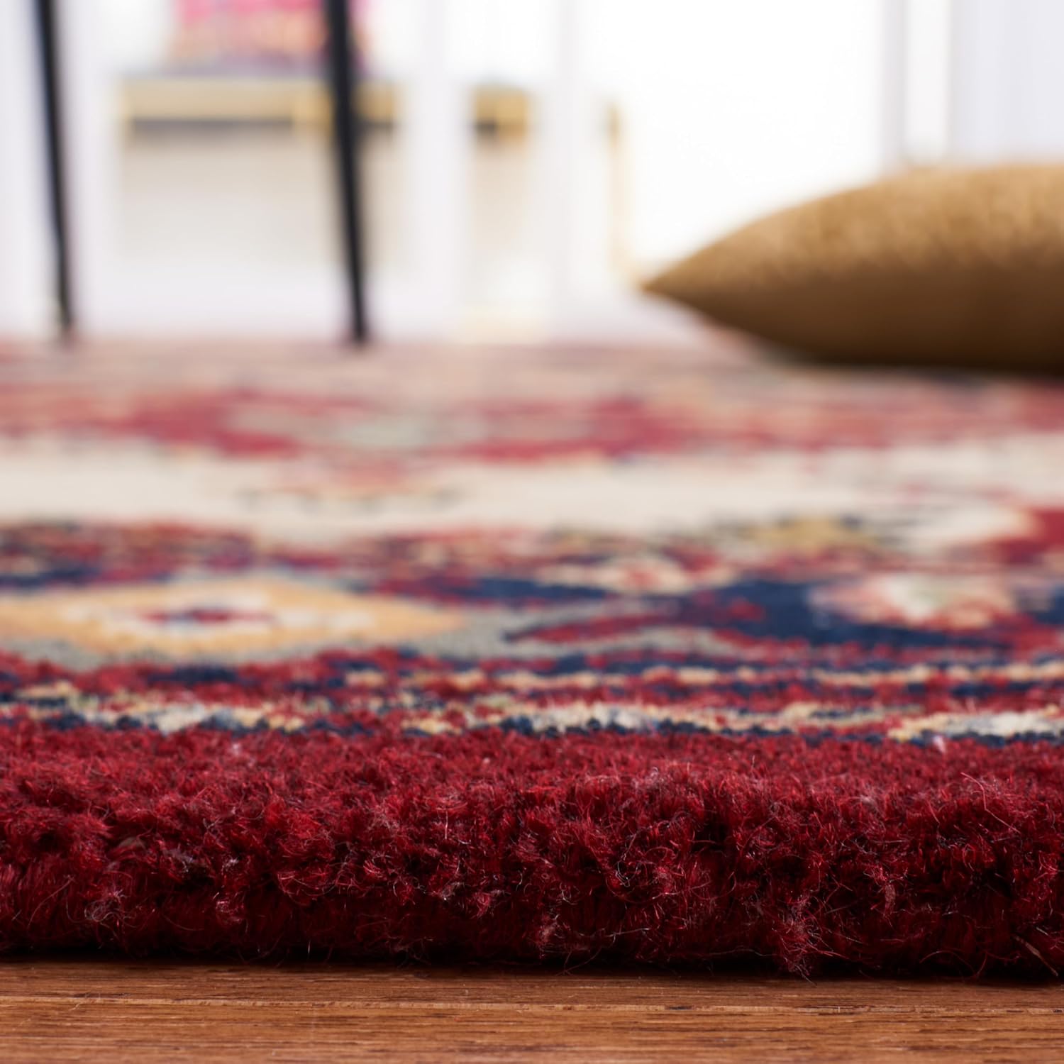Red Traditional Oriental Wool Square Rug