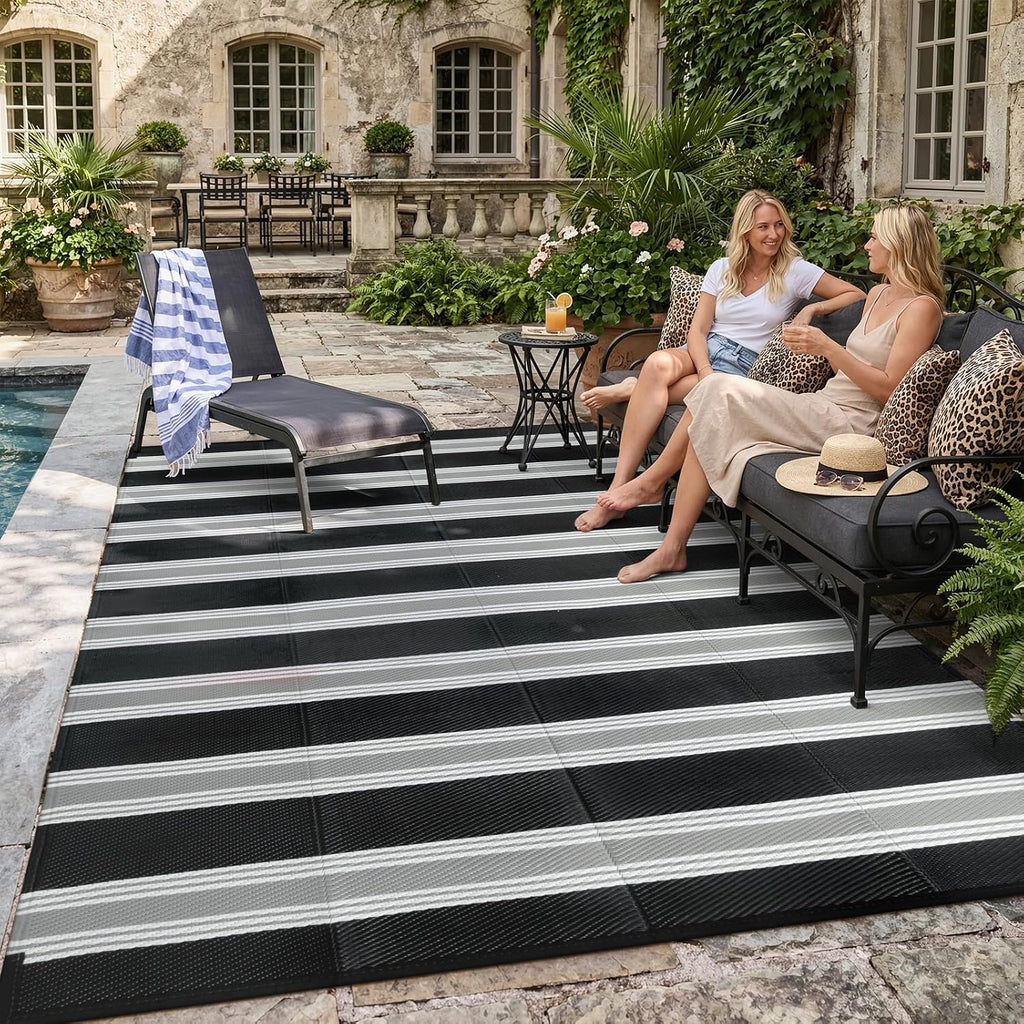 Black Grey Reversible Striped Plastic Straw Outdoor Rug 6x9