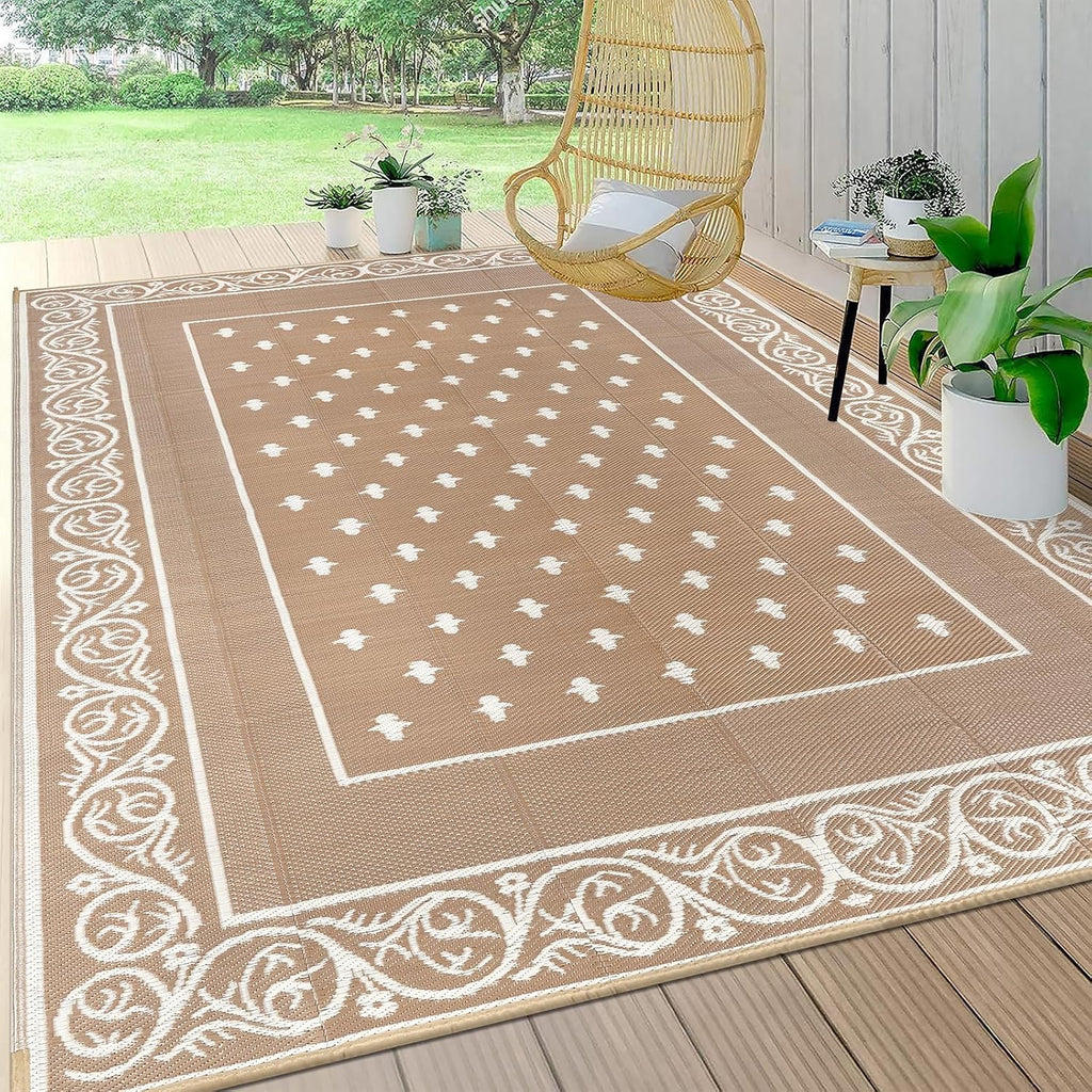 Beige Border Plastic Straw Outdoor Rug
