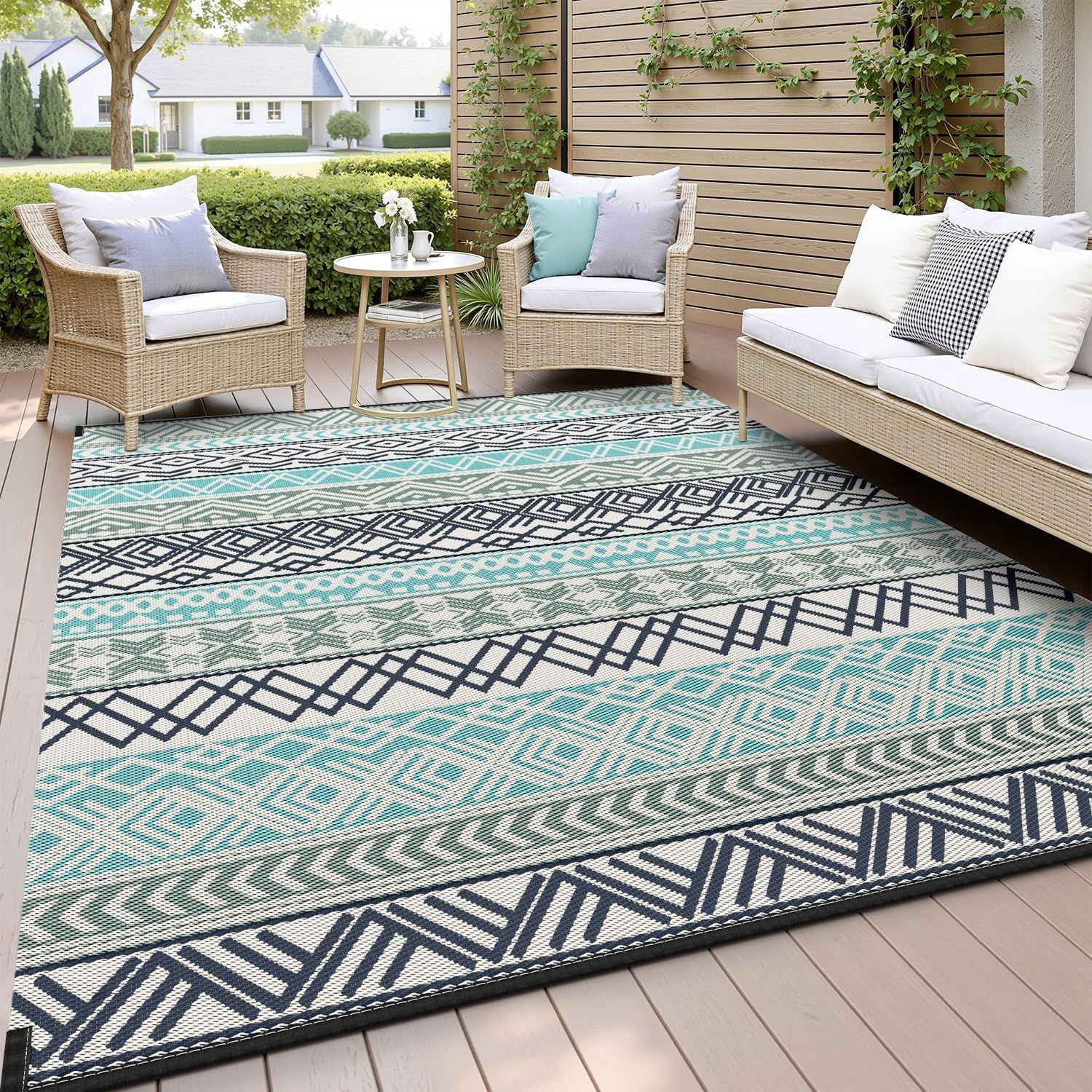 Boho Reversible Plastic Straw Outdoor Rug