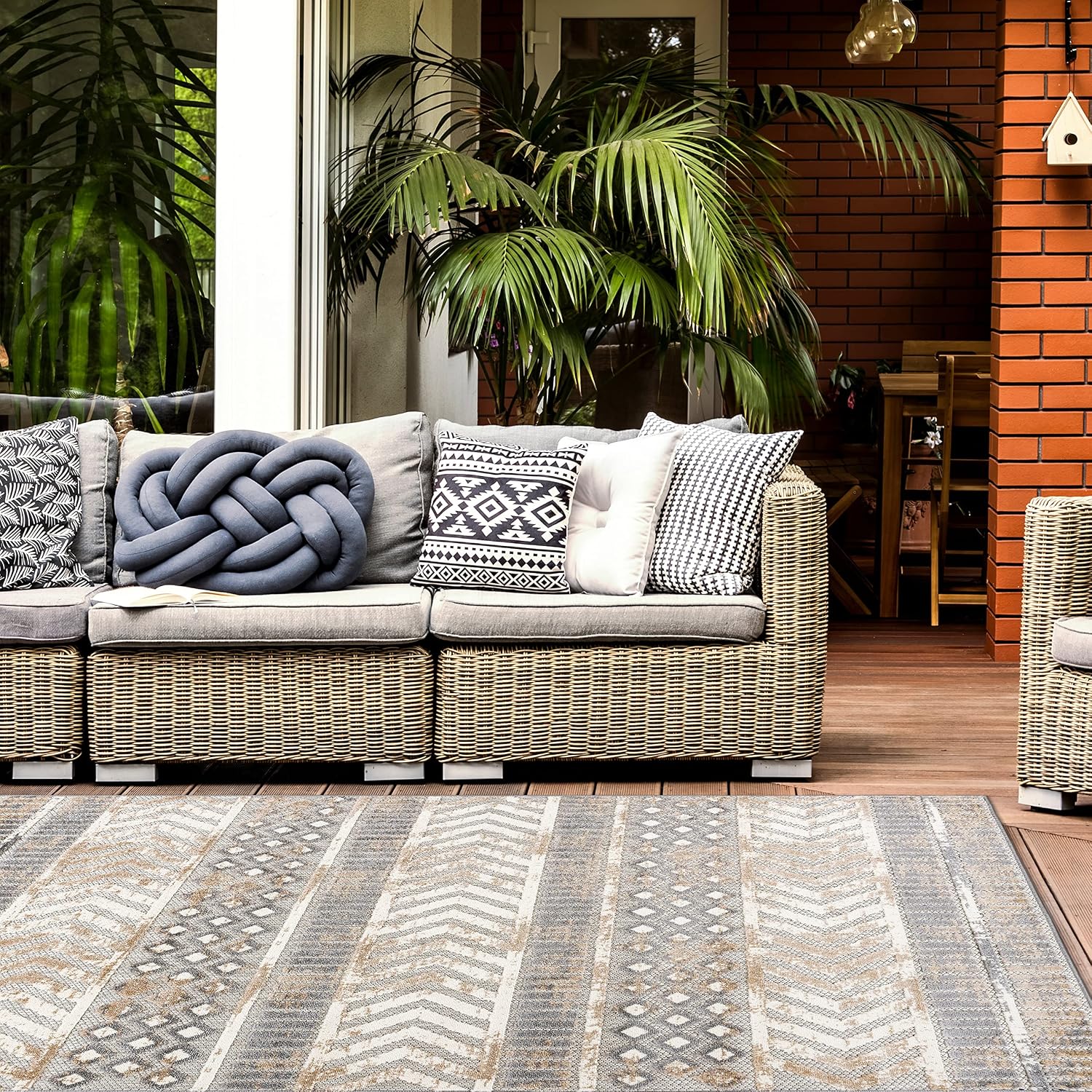 Beige Distressed Geometric Indoor Outdoor Area Rug 7'10"x10'